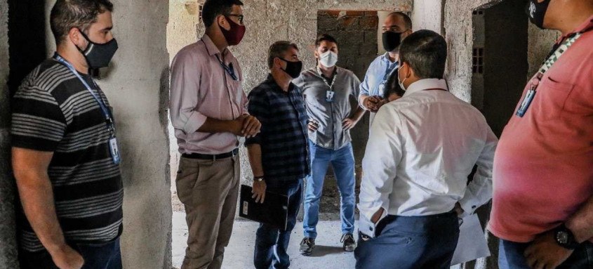 Nessa primeira vistoria, as equipes constataram que ainda é preciso finalizar reparos estruturais, fazer a parte elétrica e hidráulica, além de serviços de acabamento - Foto: Divulgação Nessa primeira vistoria, as equipes constataram que ainda é preciso finalizar reparos estruturais, fazer a parte elétrica e hidráulica, além de serviços de acabamento