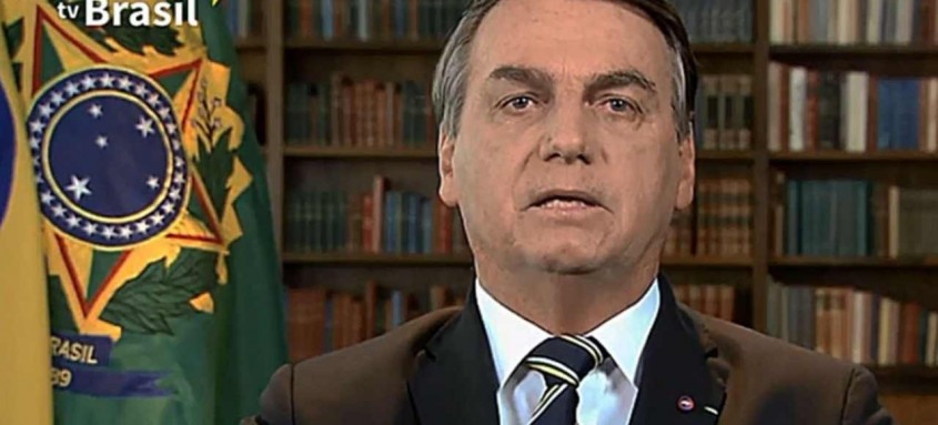 Durante pronunciamento, presidente Jair Bolsonaro afirmou que país será 'será autossuficiente na produção de vacinas contra a covid-19' - Foto: Reprodução / TV Brasil Durante pronunciamento, presidente Jair Bolsonaro afirmou que país será 'será autossuficiente na produção de vacinas contra a covid-19'