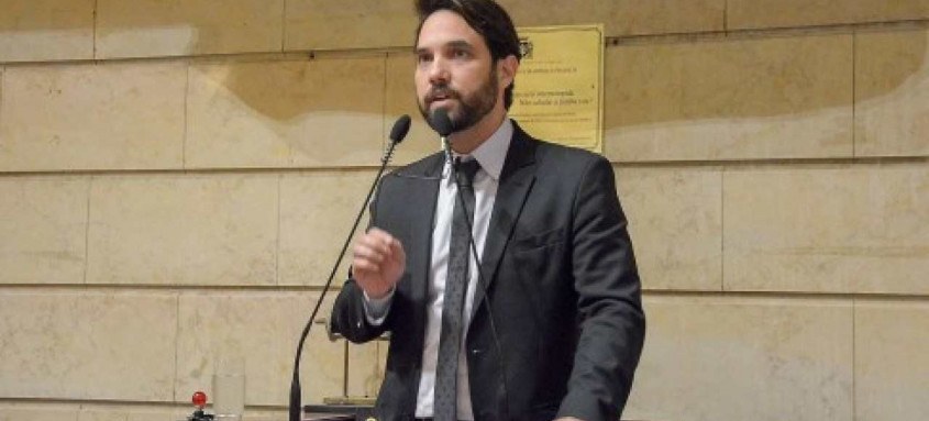 Embora o inquérito ainda não tenha sido concluído, a polícia acredita que Henry foi assassinado. - Foto: Reprodução/ Redes Sociais Embora o inquérito ainda não tenha sido concluído, a polícia acredita que Henry foi assassinado.