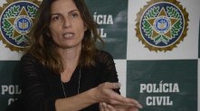 A delegada Bárbara Lomba, da Delegacia de Homicídios de Niterói, São Gonçalo e Itaboraí (DHNSGI), fala à imprensa, sobre o fim da primeira fase da investigação da morte do pastor Anderson do Carmo de Souza, marido da deputada federal Flordelis dos Santos de Souza Tânia Rêgo/Agência Brasil