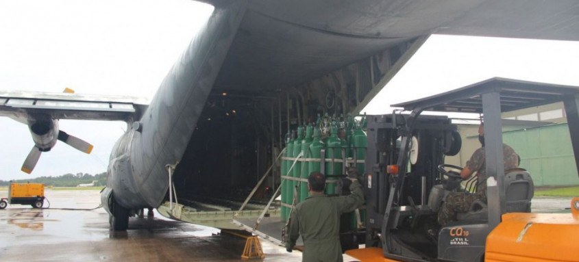 Acusação é de suposta omissão na gestão do combate à pandemia
- Foto: Divulgação/Centro de Comunicação Social da Aeronáutica Acusação é de suposta omissão na gestão do combate à pandemia