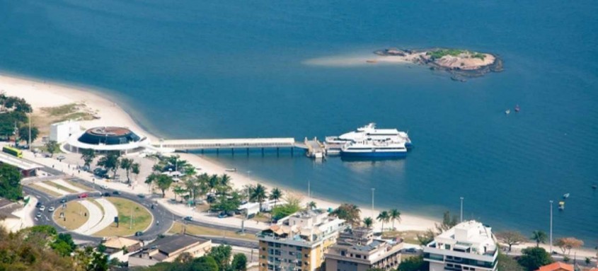 Orla de Charitas: destino da estação de catamarãs preocupa síndicos do bairro, que se reuniram com secretário