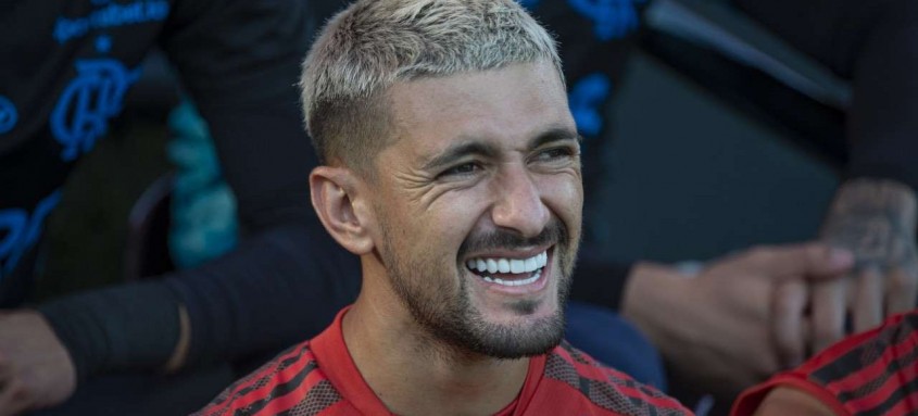 Arrascaeta vem passando por um conturbado processo de renovação de contrato com o Flamengo - Foto: Alexandre Vidal / Flamengo Arrascaeta vem passando por um conturbado processo de renovação de contrato com o Flamengo
