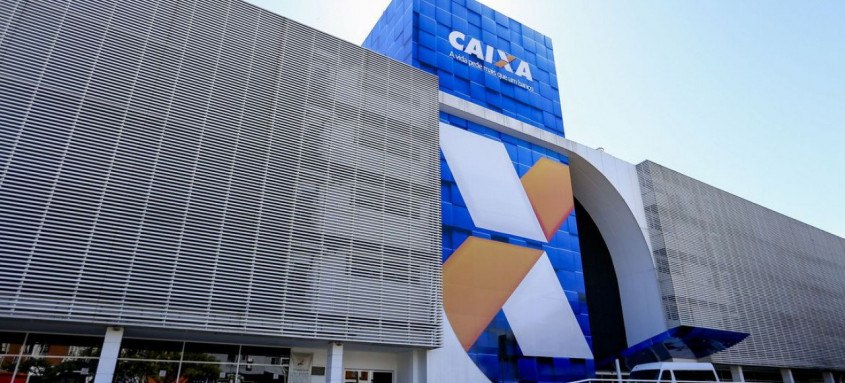 Recursos podem ser movimentados pelo aplicativo Caixa Tem ou sacados
