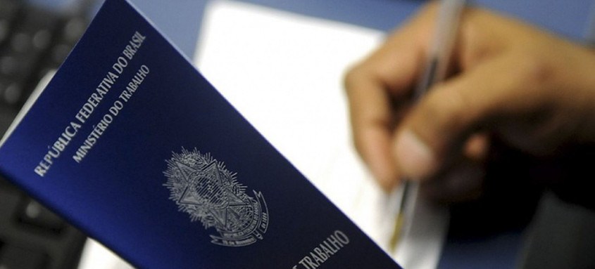O resultado representa alta de 2,9%, ou de mais 400 mil pessoas desocupadas em relação ao trimestre anterior, de setembro a novembro de 2020 - Foto: Agência Brasília O resultado representa alta de 2,9%, ou de mais 400 mil pessoas desocupadas em relação ao trimestre anterior, de setembro a novembro de 2020