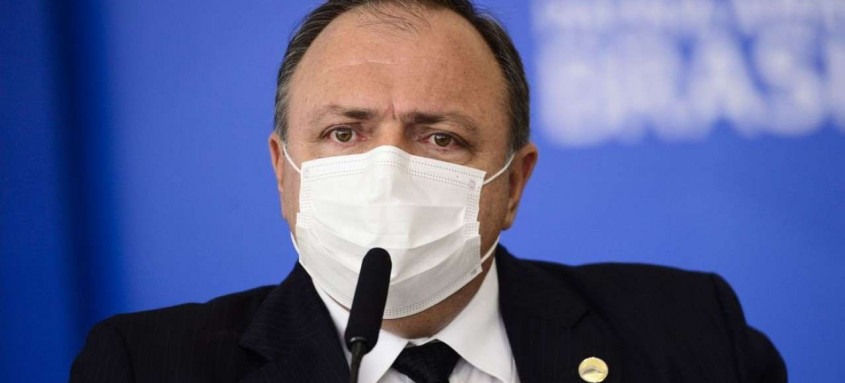 O ministro da Saúde, Eduardo Pazuello, durante cerimônia para sanção dos projetos de lei que ampliam a aquisição de vacinas pelo Governo Federal - Foto: Marcelo Camargo/Agência Brasil O ministro da Saúde, Eduardo Pazuello, durante cerimônia para sanção dos projetos de lei que ampliam a aquisição de vacinas pelo Governo Federal