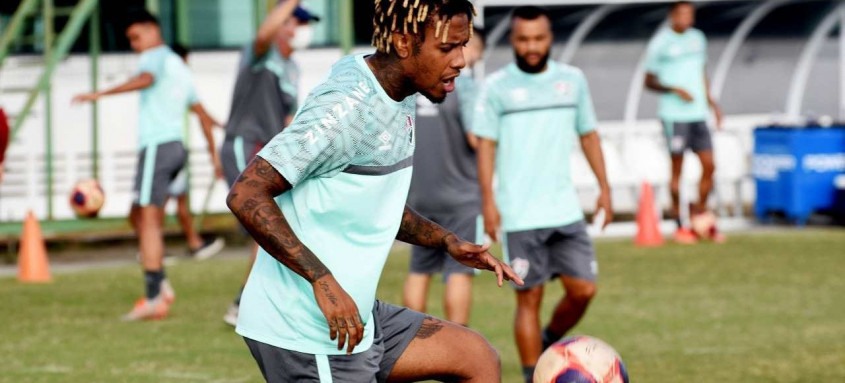 Abel Hernández tem conseguido atuações de destaque com a camisa tricolor