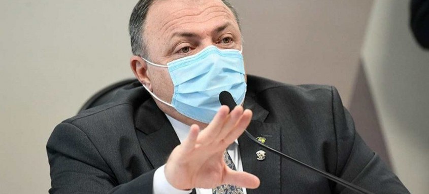 O ex-ministro da Saúde Eduardo Pazuello no segundo dia de depoimento à CPI da Pandemia