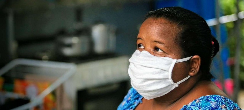 Por meio do SuperaRJ famílias como a de Jackeline (foto), que perderam os empregos durante a pandemia da Covid-19, poderão ter acesso à auxílio financeiro - Foto: Divulgação/ Governo do Rio Por meio do SuperaRJ famílias como a de Jackeline (foto), que perderam os empregos durante a pandemia da Covid-19, poderão ter acesso à auxílio financeiro