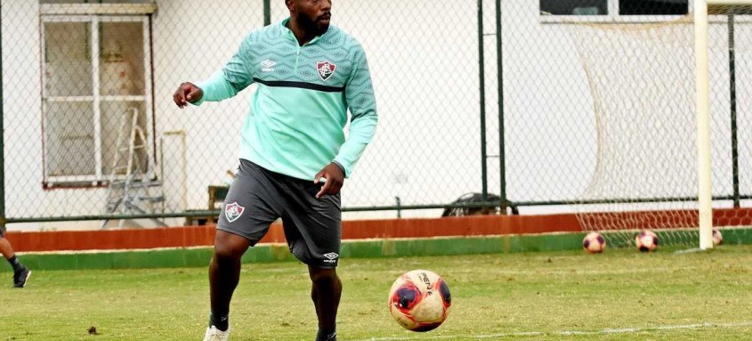 Manoel, que vem se destacando na zaga tricolor nos últimos jogos, está confirmado no duelo pela Copa do Brasil - Foto: Mailson Santana / Fluminense Manoel, que vem se destacando na zaga tricolor nos últimos jogos, está confirmado no duelo pela Copa do Brasil