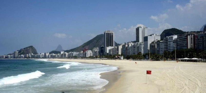 Cidade do Rio de Janeiro está há seis semanas apresentando redução no número de casos de covid-19