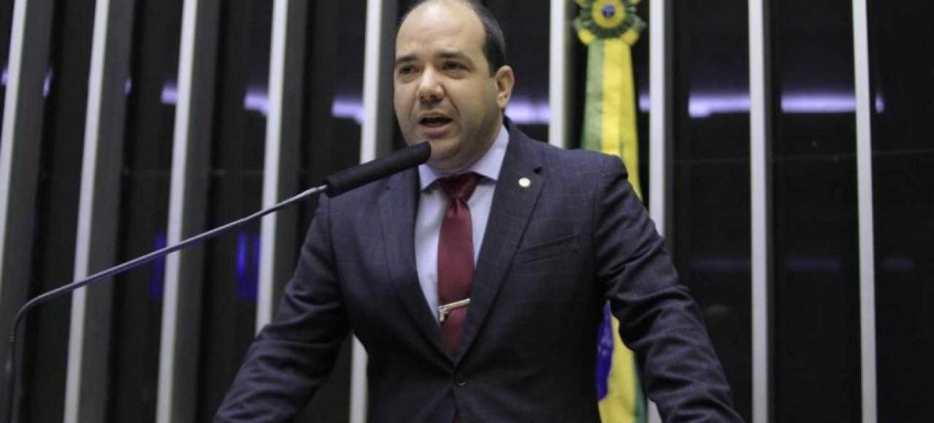 Deputado Sargento Gurgel também defende rigor contra aliciamento de crianças e jovens à prática de crimes - Foto: Divulgação Deputado Sargento Gurgel também defende rigor contra aliciamento de crianças e jovens à prática de crimes