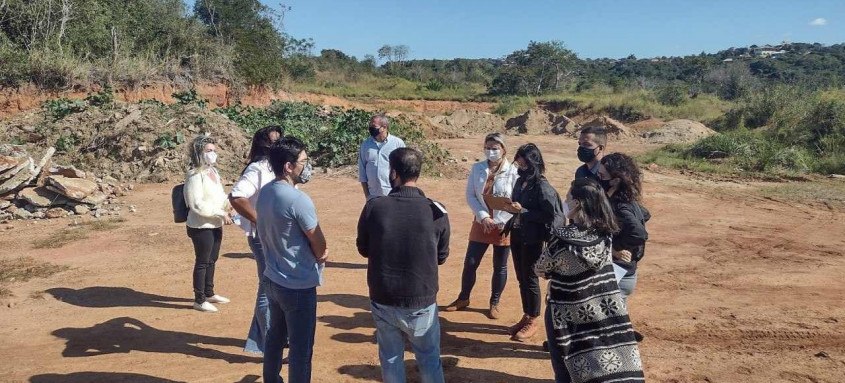 Representantes de secretarias estaduais e municipais na visita técnica