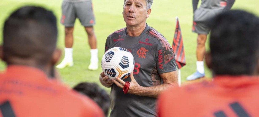 Renato Gaúcho teve ontem o primeiro contato com jogadores do Flamengo