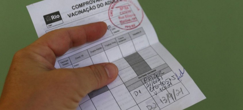 Estados e municípios mudaram intervalo como resposta à variante Delta
- Foto: Tânia Rêgo/Agência Brasil Estados e municípios mudaram intervalo como resposta à variante Delta