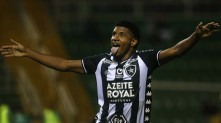 Atacante Rhuan tem contrato até o fim do ano com o Botafogo e não deve mais vestir a camisa alvinegra Vitor Silva / Botafogo