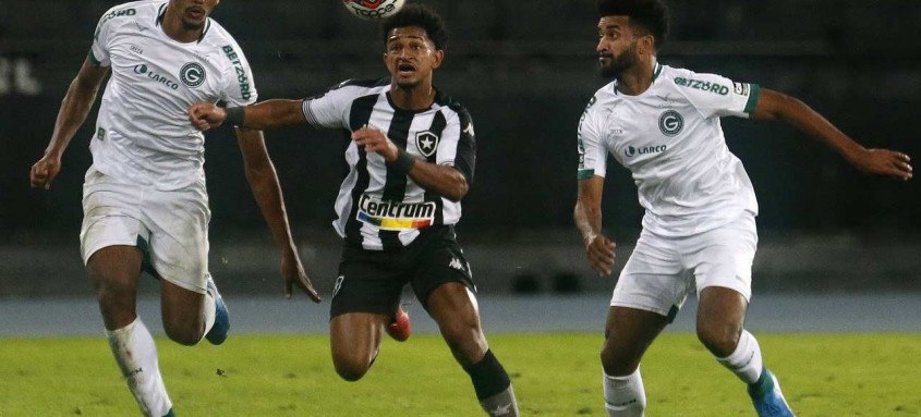 Com mais um resultado adverso, o Botafogo, do atacante Warley, já começa a ficar na parte de trás da tabela