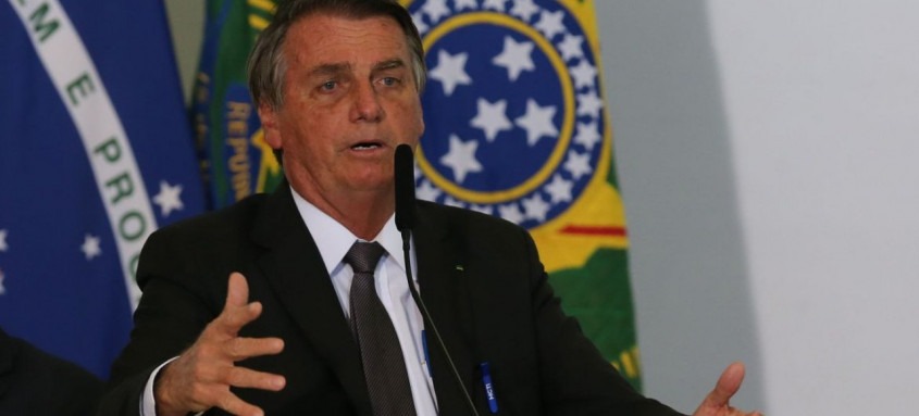 Presidente falou com exclusividade para para a Rádio Nacional
- Foto: Fábio Rodrigues Pozzebom/Agência Brasil Presidente falou com exclusividade para para a Rádio Nacional
