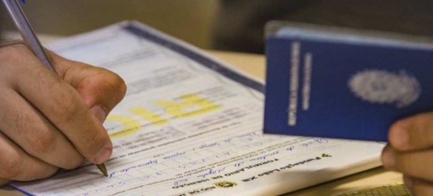 As vagas são disponibilizadas por meio do Sistema Nacional de Emprego (Sine)