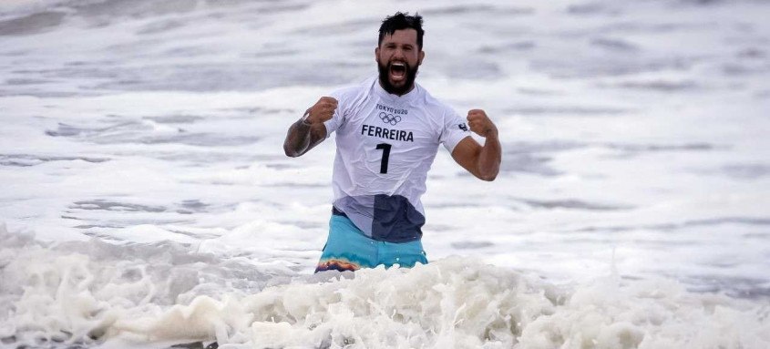 O surfista potiguar Ítalo Ferreira conquistou a primeira medalha de ouro para o Brasil nos Jogos Olímpicos de Tóquio