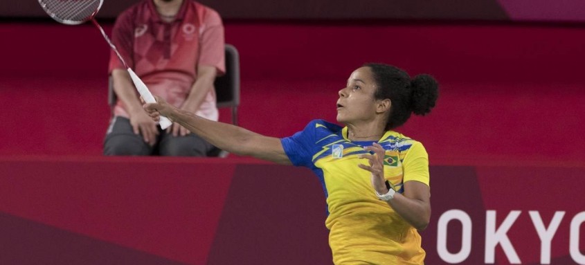 A niteroiense Fabiana Silva, do badminton, deu adeus aos Jogos após derrota para a norte-americana Beiwen Zhang - Foto: Júlio César Guimarães / COB A niteroiense Fabiana Silva, do badminton, deu adeus aos Jogos após derrota para a norte-americana Beiwen Zhang