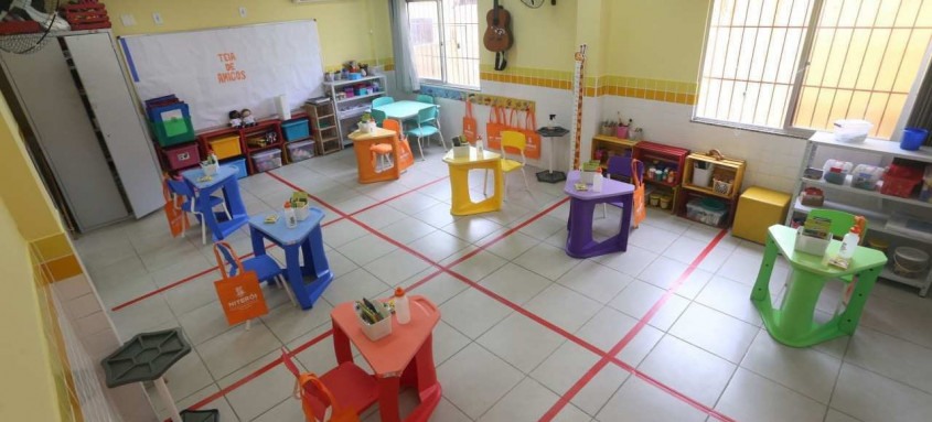 Volta às aulas no segundo semestre na rede pública de Niterói será na modalidade híbrida e seguindo os protocolos - Foto: Douglas Macedo/Prefeitura de Niterói Volta às aulas no segundo semestre na rede pública de Niterói será na modalidade híbrida e seguindo os protocolos