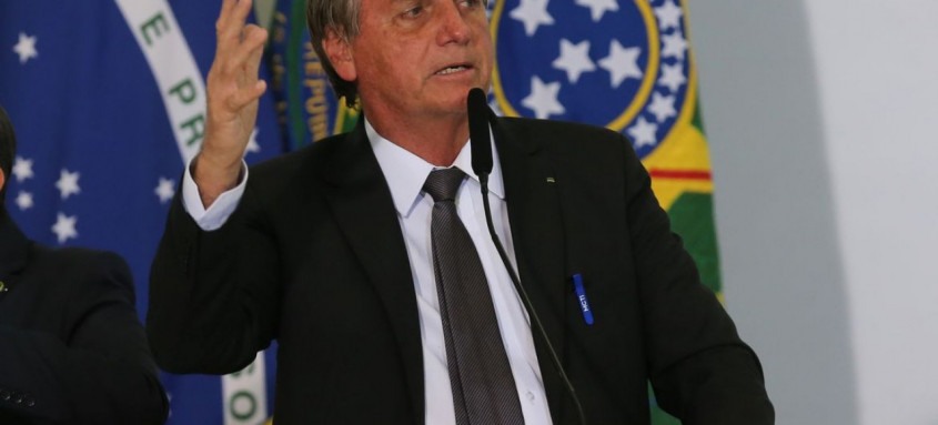 Bolsonaro também pediu autorização ao Senado para crédito junto ao NDB
