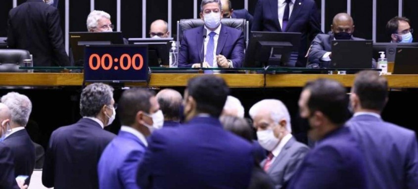 Presidente da Câmara, Arthur Lira, comandou a sessão do Plenário para apreciação da PEC do Voto Impresso - Foto: Cleia Viana / Câmara dos Deputados Presidente da Câmara, Arthur Lira, comandou a sessão do Plenário para apreciação da PEC do Voto Impresso