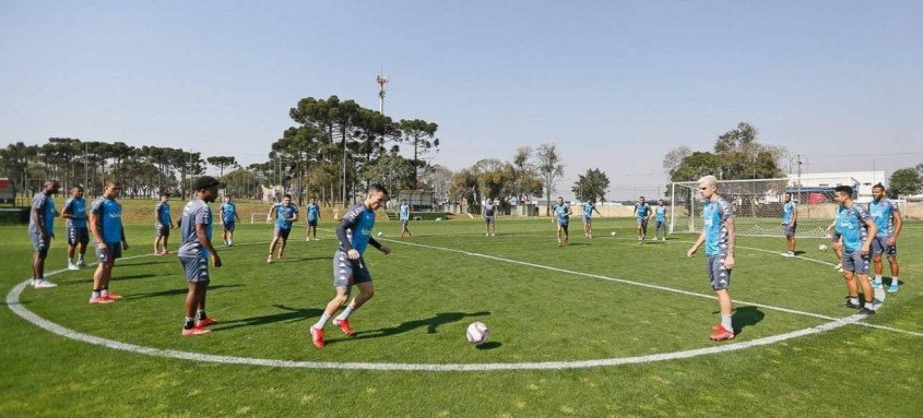 Elenco vascaíno tenta reencontrar a confiança para voltar a pontuar na Série B do Campeonato Brasileiro