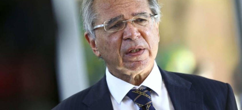 Paulo Guedes e presidente do BC divulgaram nota sobre offshores
