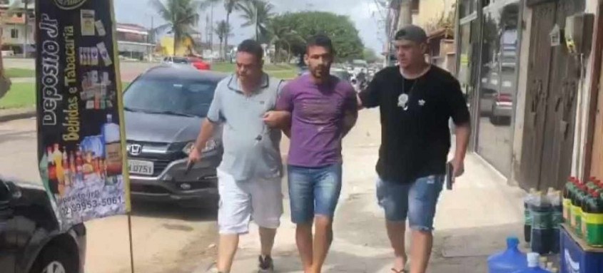 Por conta do grande número de assaltos cometidos pelo criminoso, alertas foram emitidos nas redes sociais - Foto: Polícia Civil Por conta do grande número de assaltos cometidos pelo criminoso, alertas foram emitidos nas redes sociais