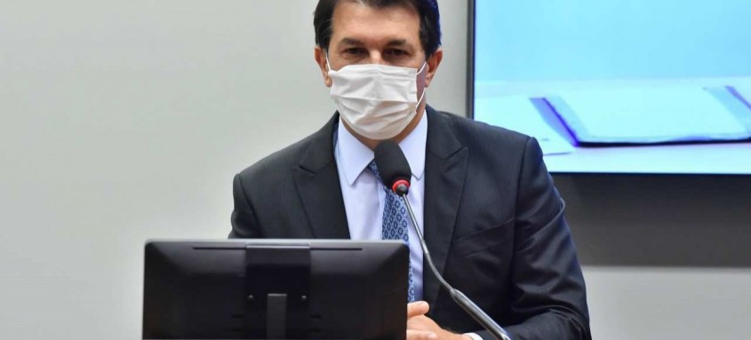 Deputado Arthur Maia disse que se mantida a proposta do governo a administração pública teria que recomeçar do zero - Foto: Reila Maria/Câmara dos Deputados Deputado Arthur Maia disse que se mantida a proposta do governo a administração pública teria que recomeçar do zero