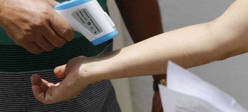 Número de casos subiu para 20,83 milhões e mortes para 581,9 mil - Foto: Fernando Frazão/Agência Brasil Número de casos subiu para 20,83 milhões e mortes para 581,9 mil