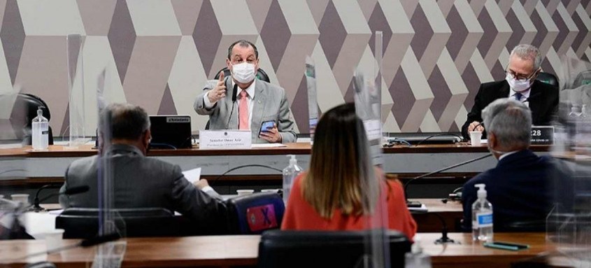Duas pessoas podem sofrer a sanção se não comparecerem para depor
- Foto: Pedro França / Agência Senado Duas pessoas podem sofrer a sanção se não comparecerem para depor