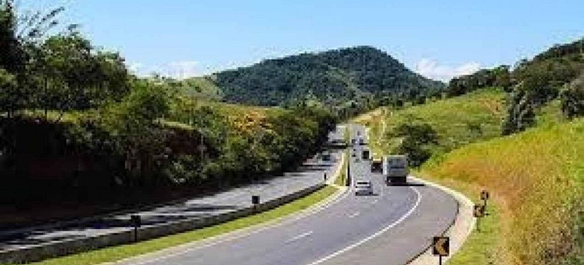 A estimativa é de que 433 mil veículos passem pelo trecho entre esta sexta e a terça - Foto: Divulgação A estimativa é de que 433 mil veículos passem pelo trecho entre esta sexta e a terça