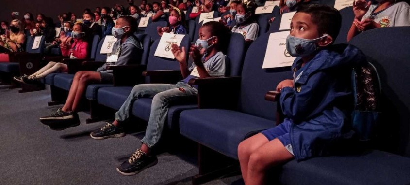 Peça, formada por artistas gonçalenses, busca resgatar o interesse pela literatura infantil
- Foto: Divulgação Peça, formada por artistas gonçalenses, busca resgatar o interesse pela literatura infantil