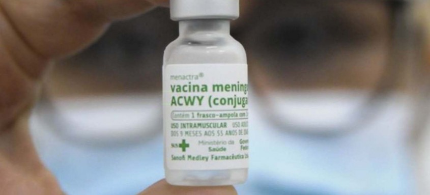 Casos diminuíram com adoção da vacina, mas cobertura caiu
- Foto: Geovana Albuquerque/Agência Saúde DF Casos diminuíram com adoção da vacina, mas cobertura caiu