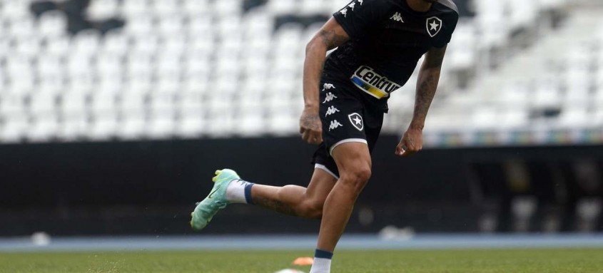 Rafael Navarro será a novidade do ataque alvinegro neste sábado à tarde - Foto: Vitor Silva / Botafogo Rafael Navarro será a novidade do ataque alvinegro neste sábado à tarde