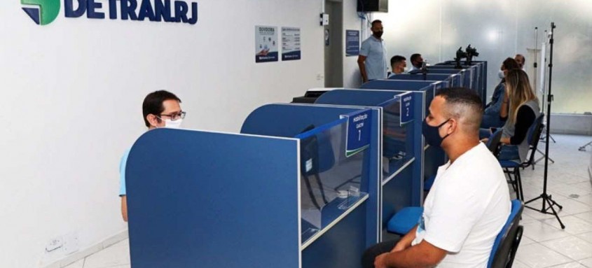 Serão 100 mil vagas para agendamento de serviços de identificação civil e 40 mil para habilitação - Foto: Divulgação/ Detran Serão 100 mil vagas para agendamento de serviços de identificação civil e 40 mil para habilitação
