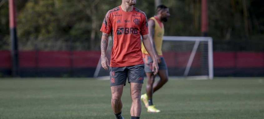 Com Everton Ribeiro poupado para o duelo da Libertadores, Michael deve voltar a equipe titular de Renato Gaúcho - Foto: Marcelo Cortes / Flamengo Com Everton Ribeiro poupado para o duelo da Libertadores, Michael deve voltar a equipe titular de Renato Gaúcho