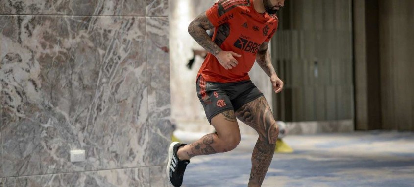 O Flamengo, do artilheiro Gabigol, quer colocar os dois pés na grande final da Copa Libertadores