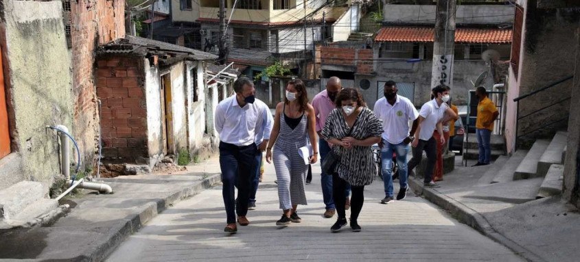 Pavimentação e contenção de encostas beneficiam mais de 6 mil moradores da região
- Foto: Divulgação Pavimentação e contenção de encostas beneficiam mais de 6 mil moradores da região