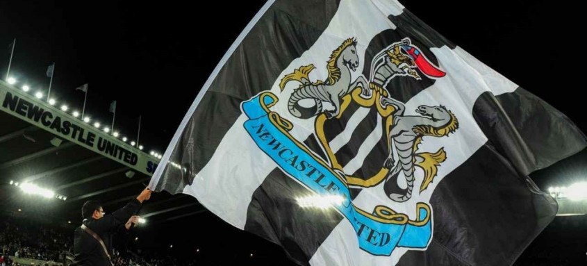 Tradicional clube inglês, o Newcastle United foi adquirido nesta quinta-feira por R$ 2,2 bilhões - Foto: Divulgação / Newcastle Tradicional clube inglês, o Newcastle United foi adquirido nesta quinta-feira por R$ 2,2 bilhões