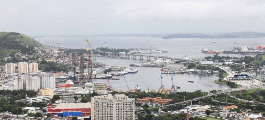 Análise da Firjan, feita através da plataforma Retratos Regionais, aposta que o município de Niterói criou 2.359 vagas de emprego entre janeiro e abril deste ano - Foto: Divulgação / Prefeitura de Niterói Análise da Firjan, feita através da plataforma Retratos Regionais, aposta que o município de Niterói criou 2.359 vagas de emprego entre janeiro e abril deste ano
