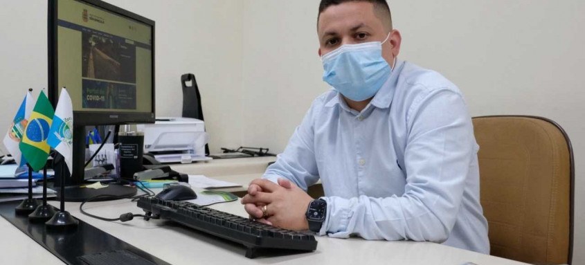 O secretário de Fazenda, Thiago Saraiva, comanda a pasta para sanear as contas - Foto: Rafa Correa / Prefeitura de São Gonçalo O secretário de Fazenda, Thiago Saraiva, comanda a pasta para sanear as contas