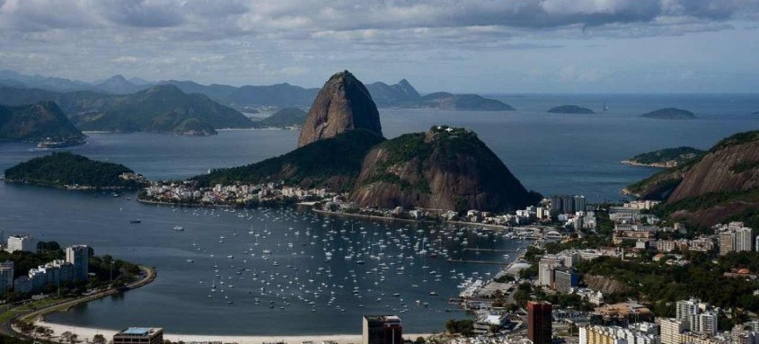 A taxa de positividade dos testes de covid-19 chegou hoje a 9,6% na cidade do Rio de Janeiro