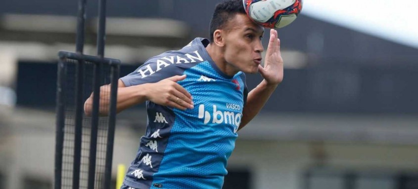 Léo Jabá foi uma das novidades do treinamento do Vasco visando o difícil duelo contra o Coritiba - Foto: Rafael Ribeiro / Vasco Léo Jabá foi uma das novidades do treinamento do Vasco visando o difícil duelo contra o Coritiba