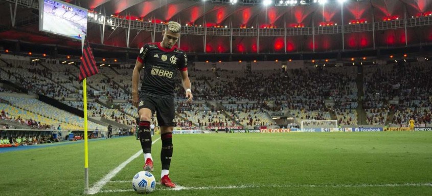 Andreas Pereira chegou ao Flamengo no mês de agosto e rapidamente conquistou uma vaga entre os titulares - Foto: Alexandre Vidal / Flamengo Andreas Pereira chegou ao Flamengo no mês de agosto e rapidamente conquistou uma vaga entre os titulares