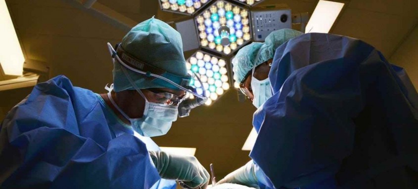 A bolsa concedida será no valor mensal de R$ 3.330,43, com exceção das vagas para Medicina de Família e Comunidade, que receberão um aporte de valor adicional - Foto: Divulgação/ Prefeitura A bolsa concedida será no valor mensal de R$ 3.330,43, com exceção das vagas para Medicina de Família e Comunidade, que receberão um aporte de valor adicional