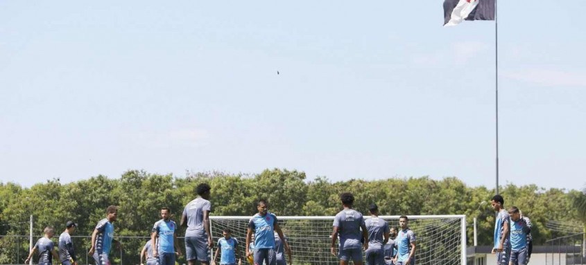 O Vasco encerrou ontem a preparação para o difícil jogo desta tarde em São Januário contra o líder Coritiba